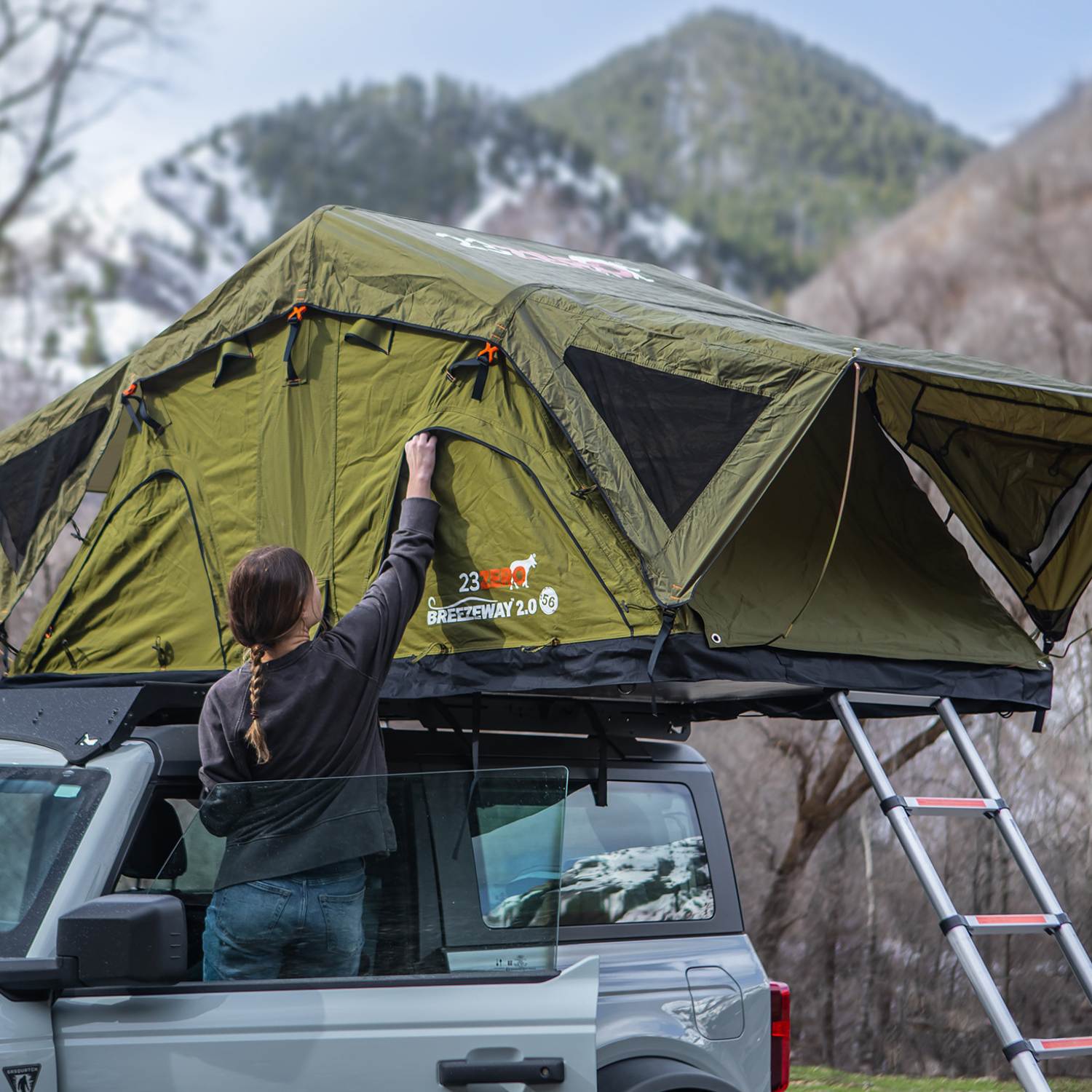 softshell rooftop tent