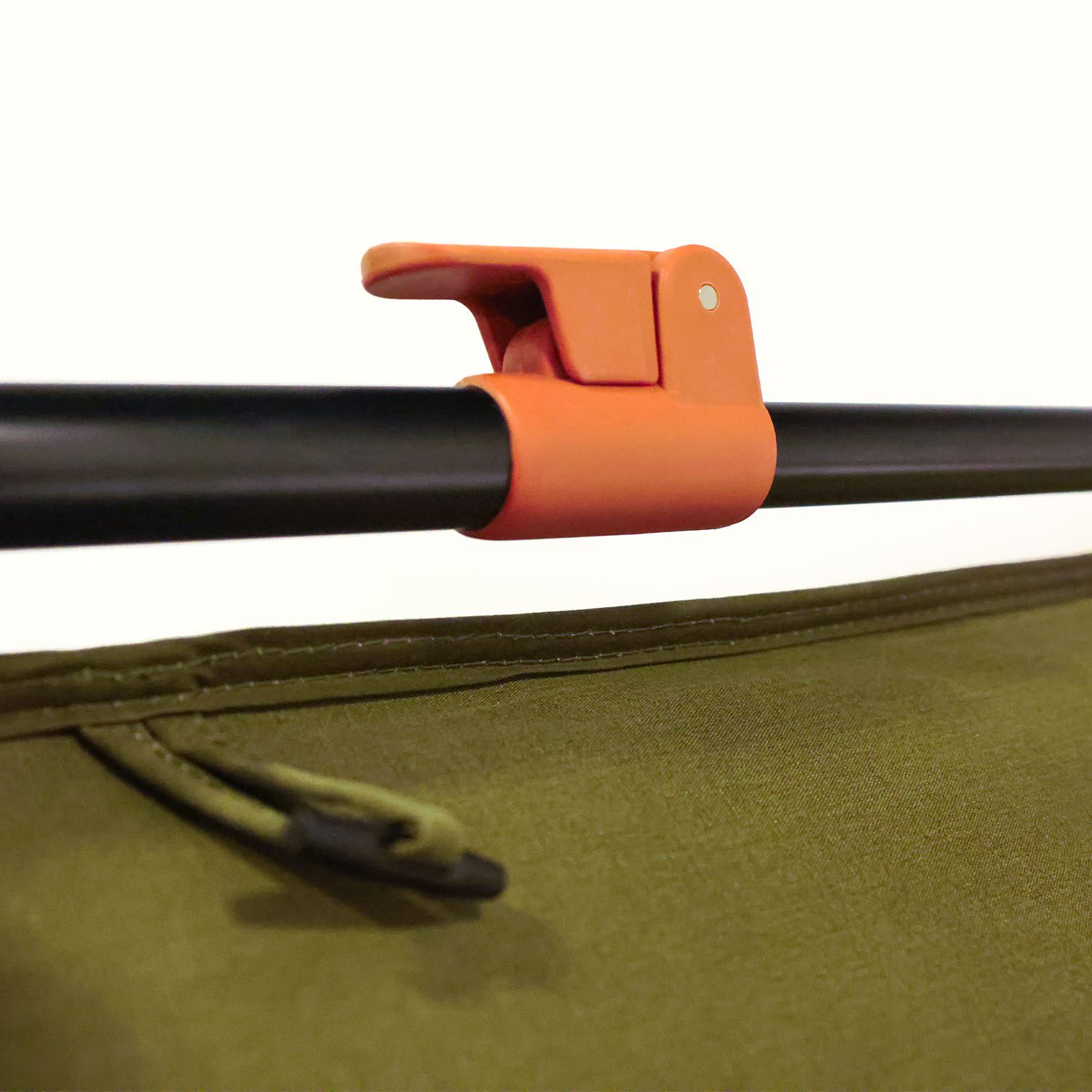 23Zero Dual 1400 Swag Ground Tent Pole Clip Detail