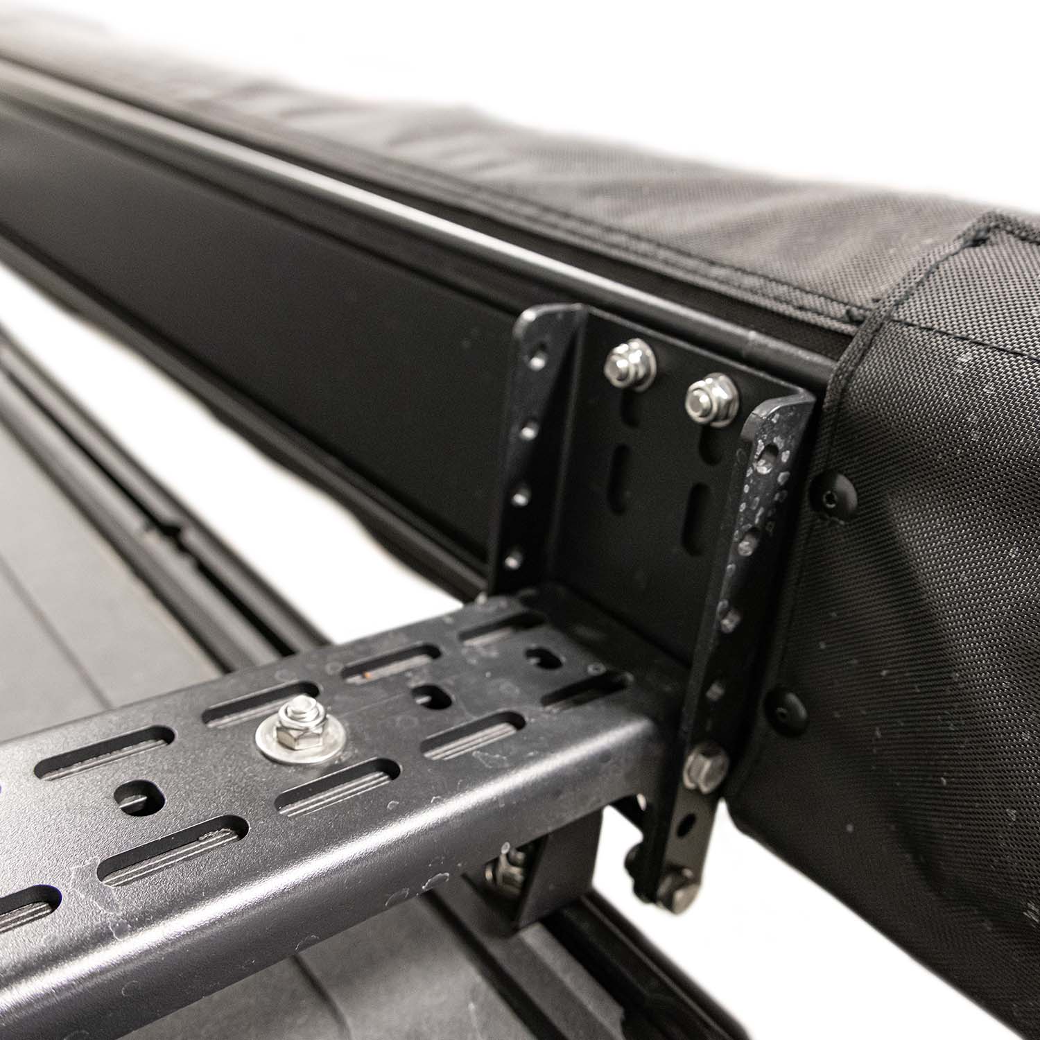 23Zero Onyx 270 Degree 6 Arm Vehicle Awning Mounting Brackets Detail