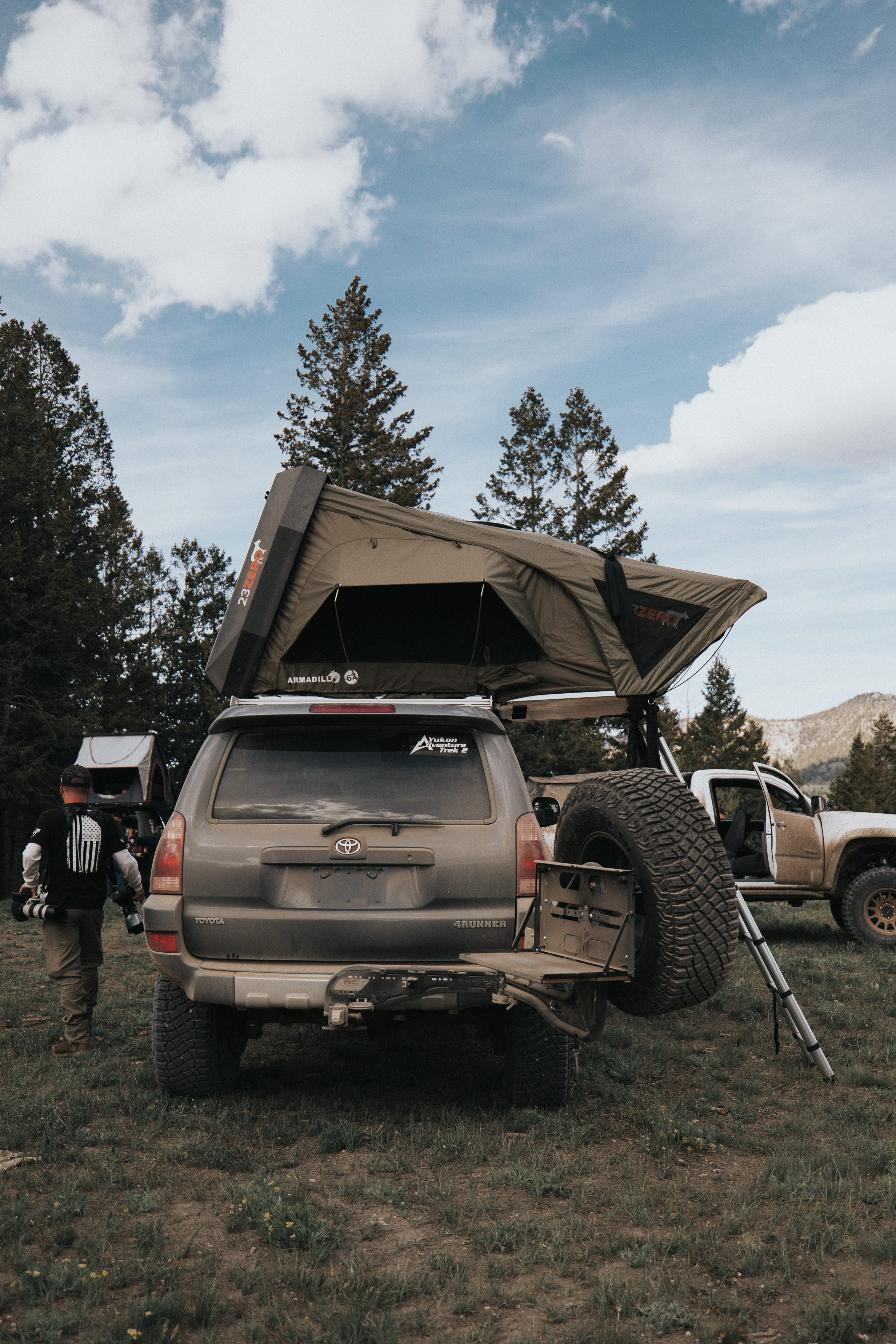 4Runner with Armadillo Hard Shell Rooftop Tent Deployed